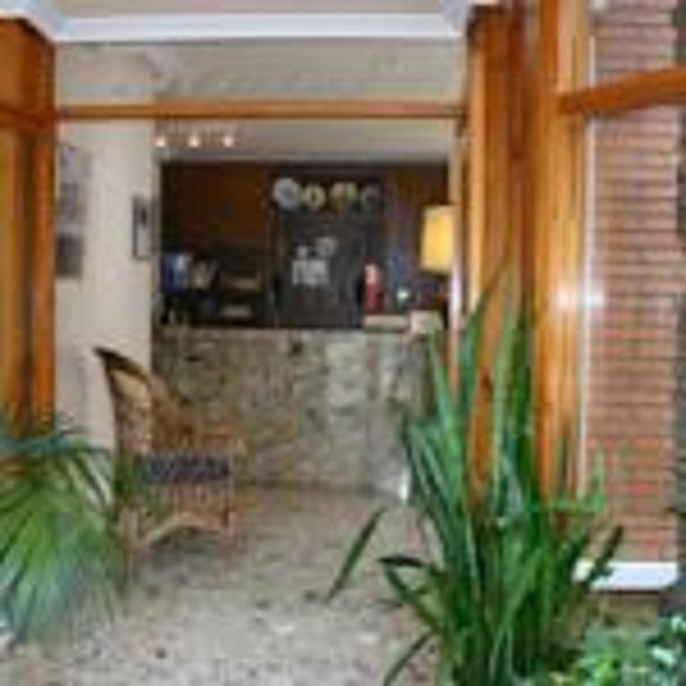 Hotel La Masia Portbou Exterior foto